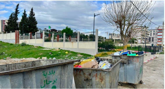 Bacs à ordures aux portes du Maqam : La mémoire des martyrs souillée à Berrahal (Annaba)