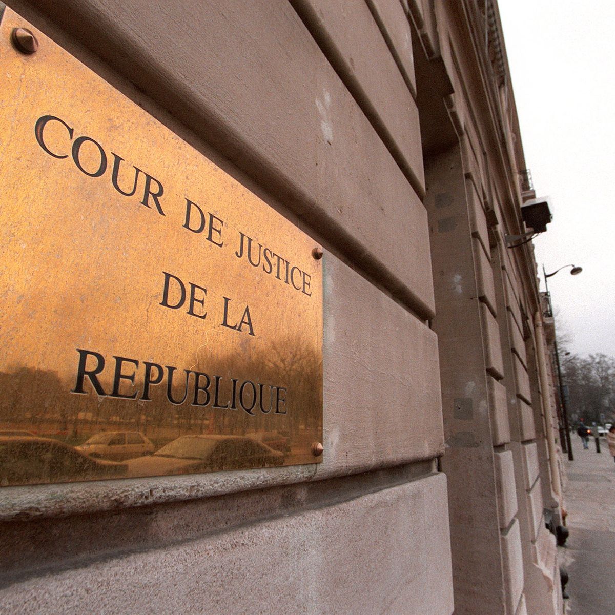 Contribution / Refus de séjour et OQTF annulés : Le droit à la vie privée doit être respecté en France